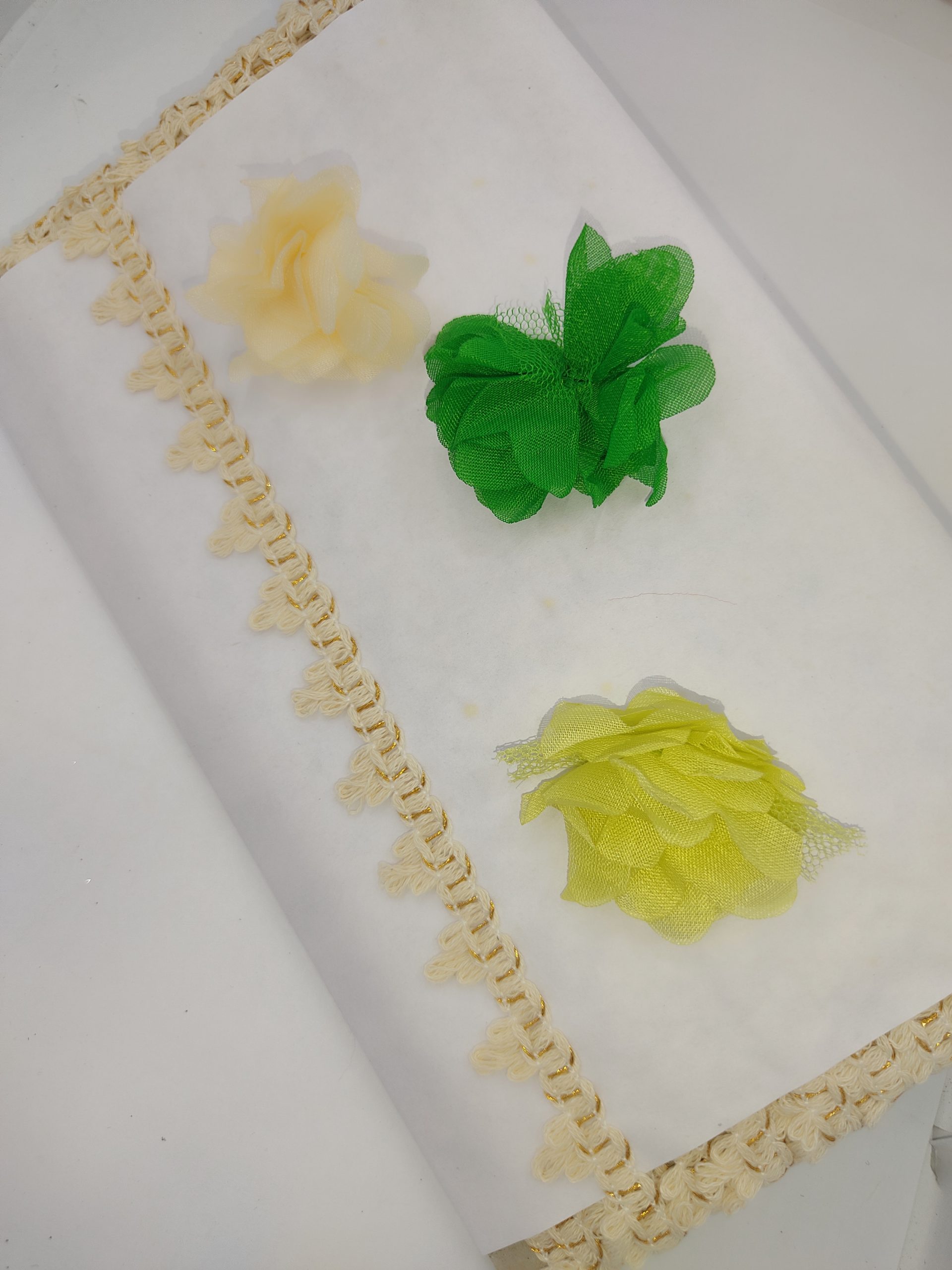 کنف لبه دار